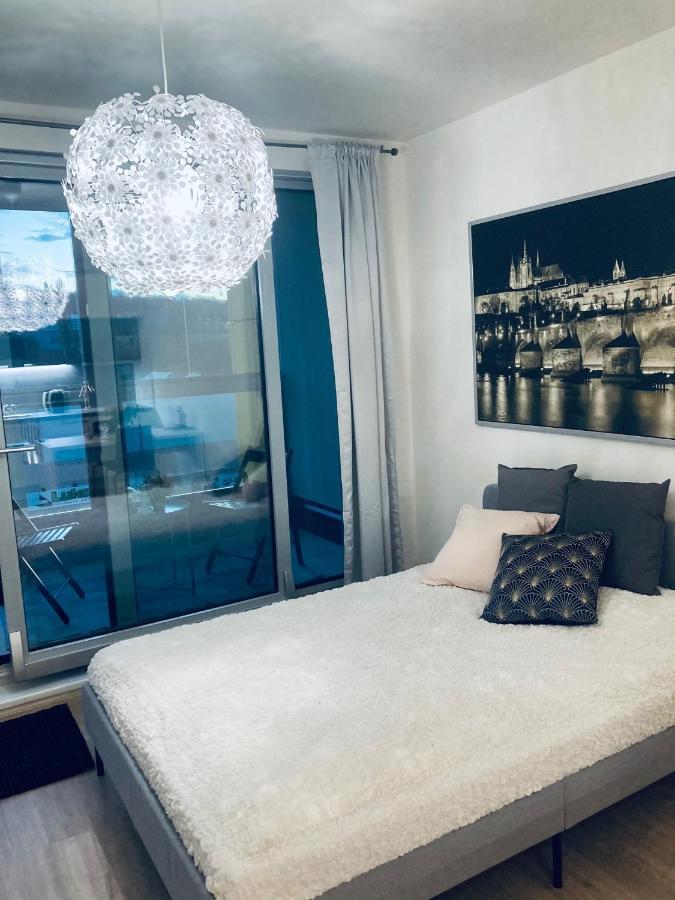 Apartamento Blanc Harfa Design Praga
